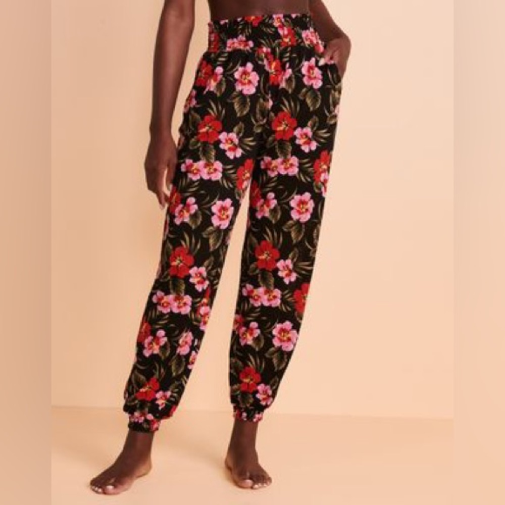 ISO Tropic Hibiscus pants M/L